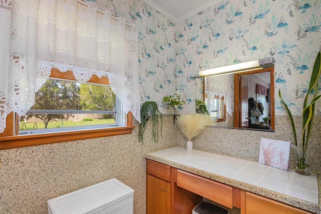 71 Munsill Avenue Bristol VT 05443