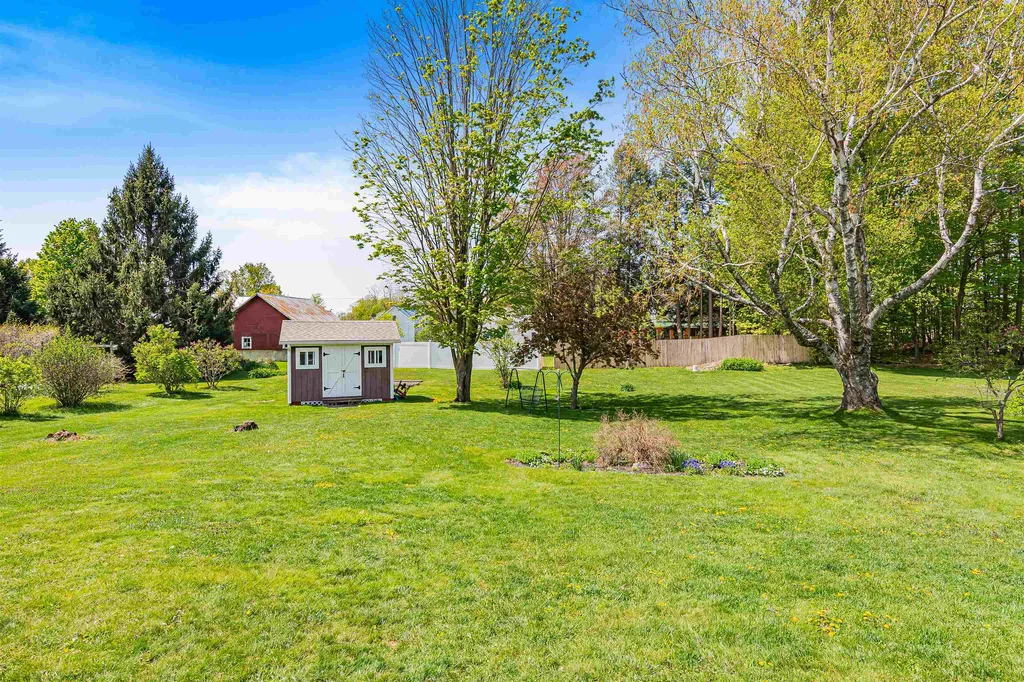 71 Munsill Avenue Bristol VT 05443