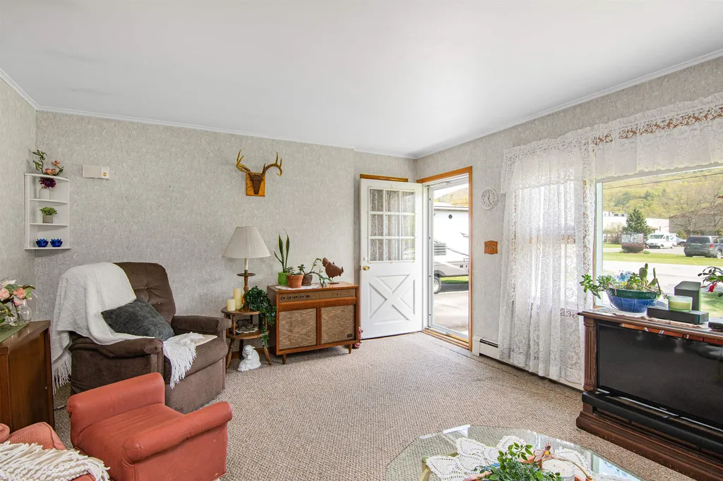 71 Munsill Avenue Bristol VT 05443