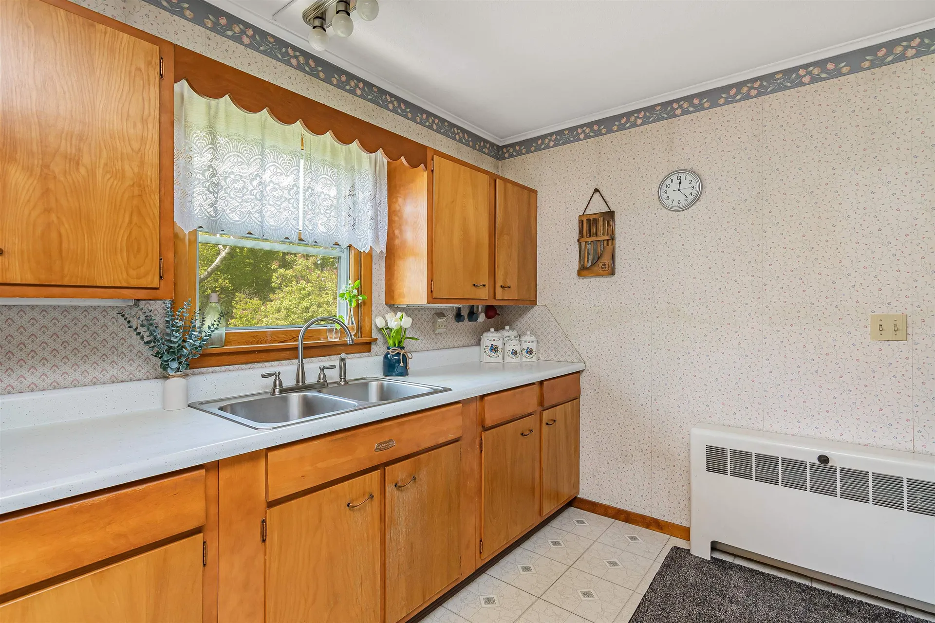71 Munsill Avenue Bristol VT 05443