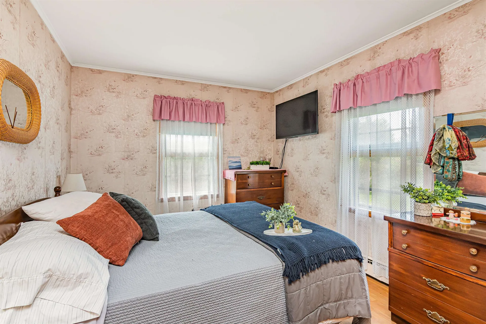 71 Munsill Avenue Bristol VT 05443