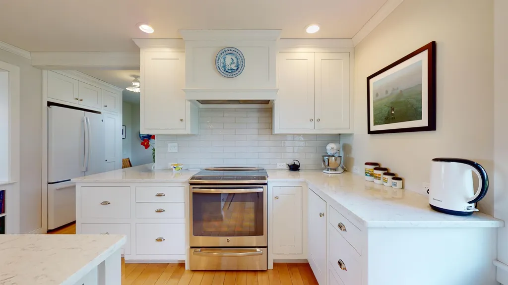 1921 N Bingham Street Cornwall VT 05753