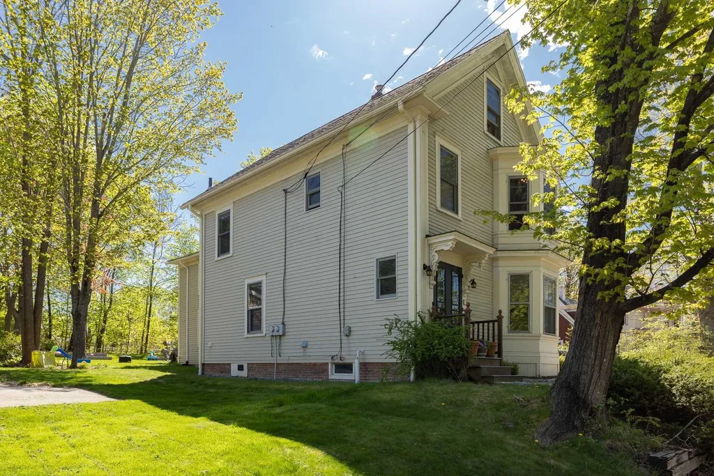 9 Arch Street Dover NH 03820