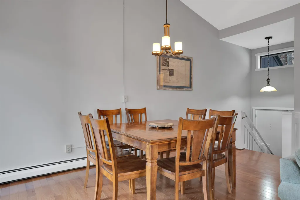 1299 Quechee Main Street Hartford VT 05059