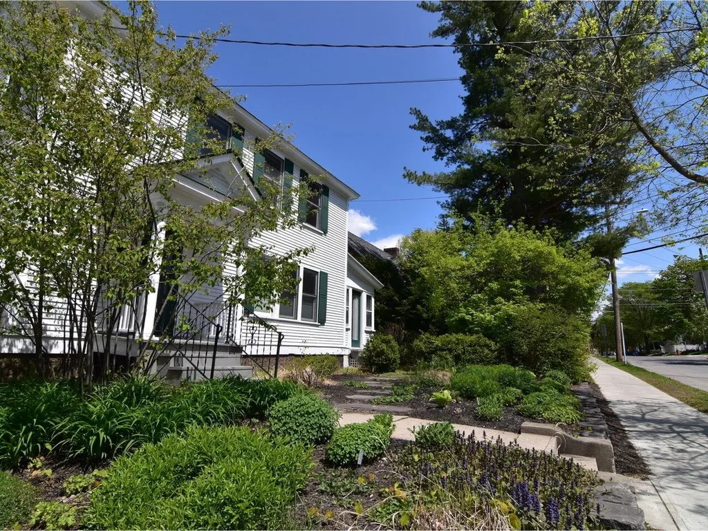 478 North Street Burlington VT 05401