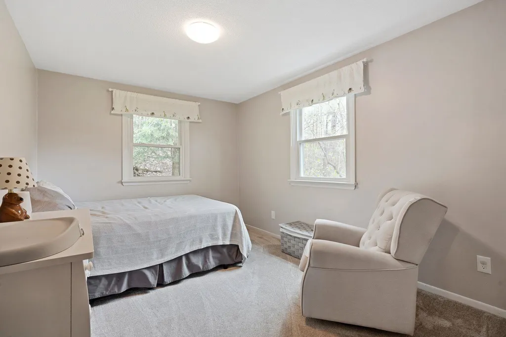 43 Bonner Road Plainfield NH 03781