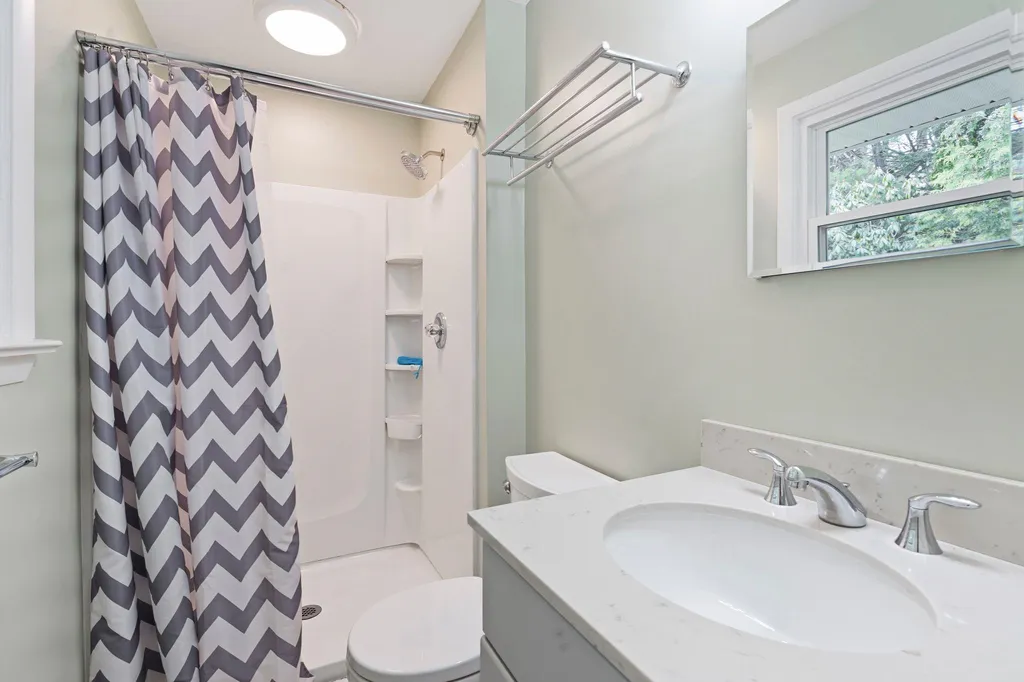 43 Bonner Road Plainfield NH 03781