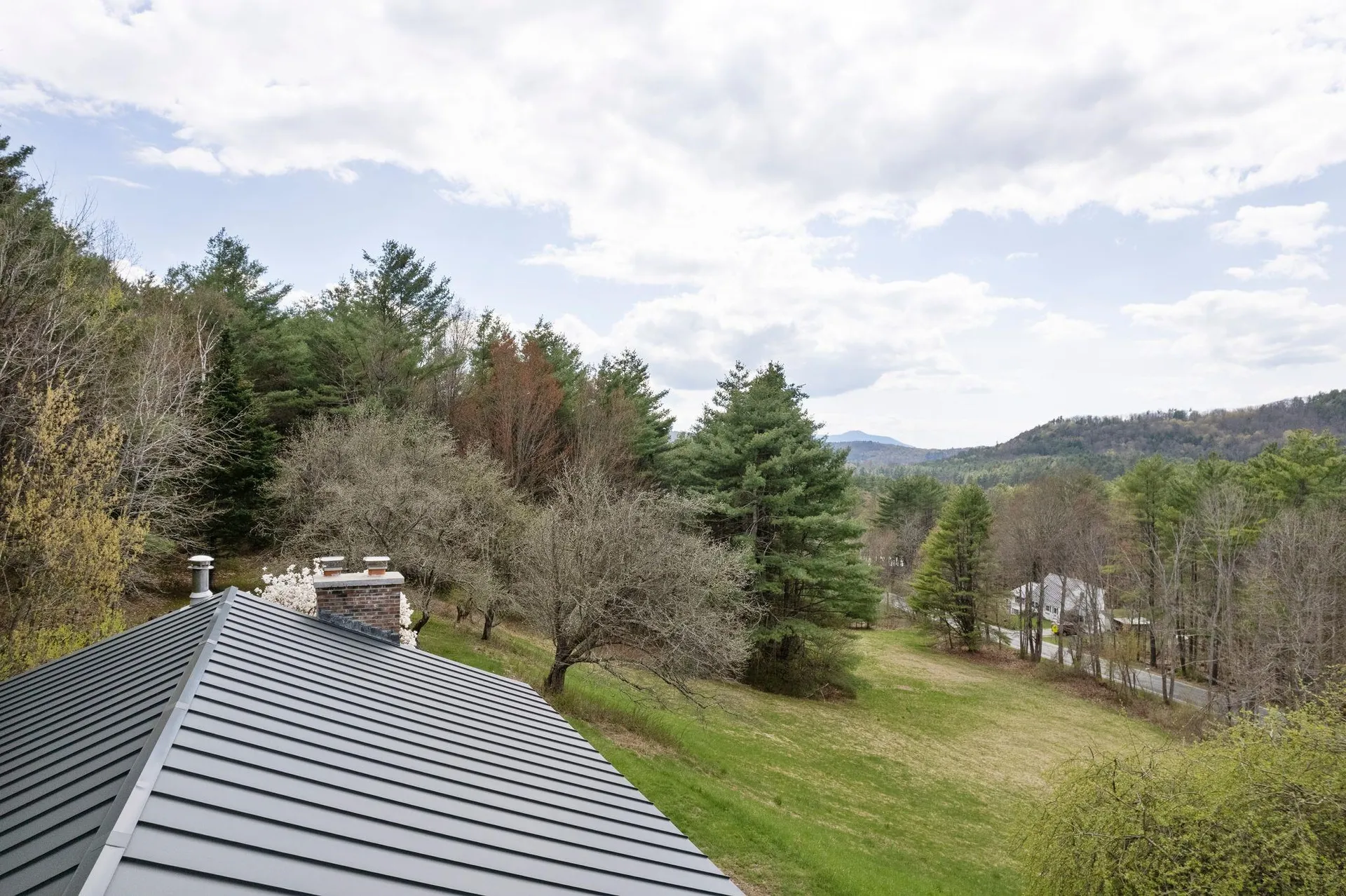 43 Bonner Road Plainfield NH 03781