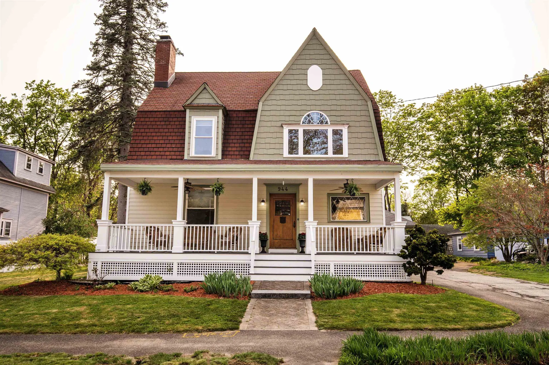 944 Chestnut Street Manchester NH 03104