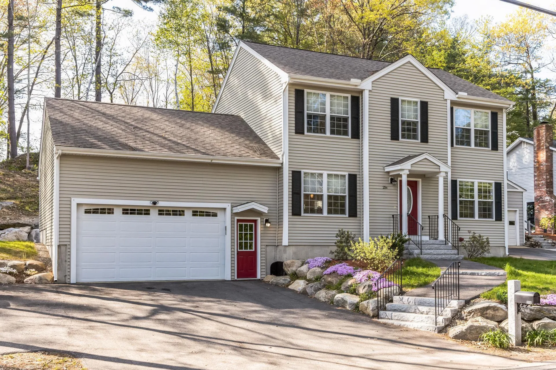 25a New Searles Road Nashua NH 03062