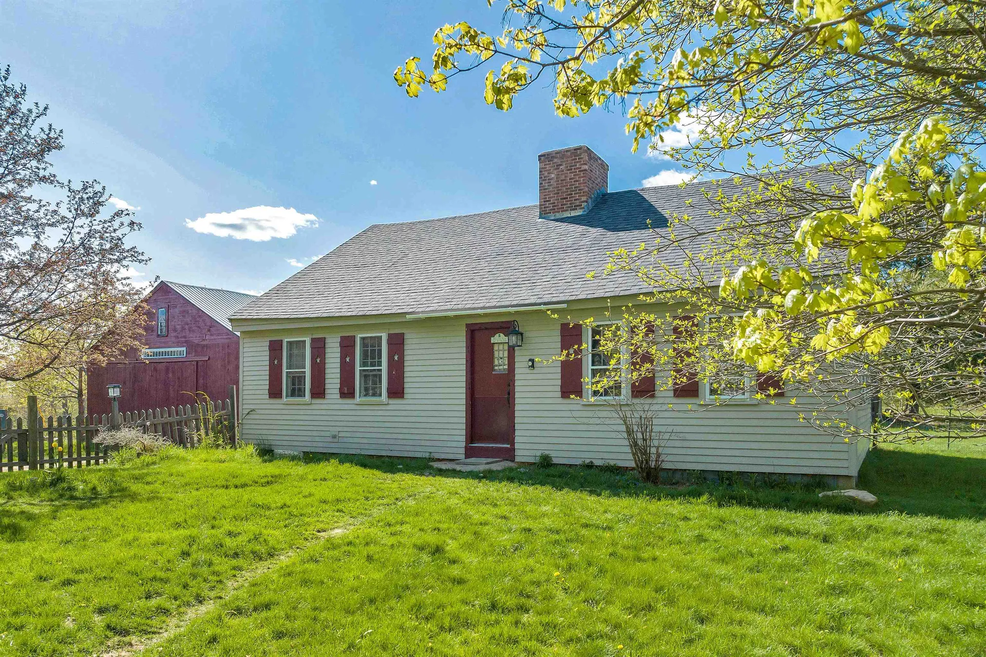 51 Meeting House Road Gilmanton NH 03237