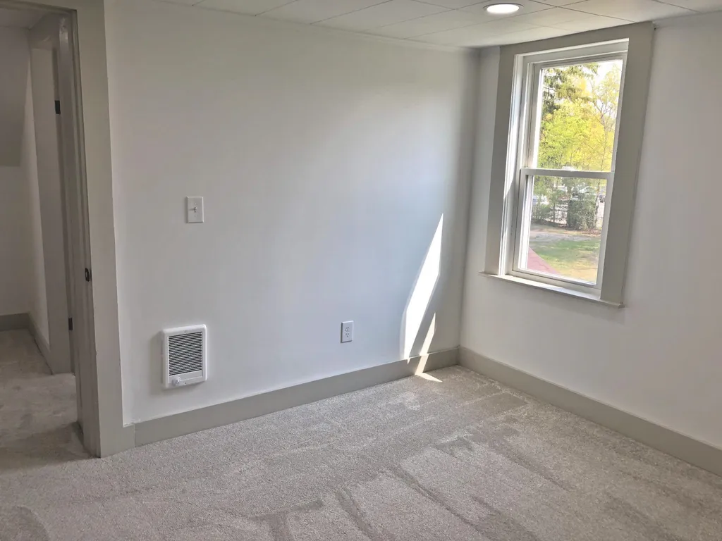 12 West Street Swanzey NH 03446