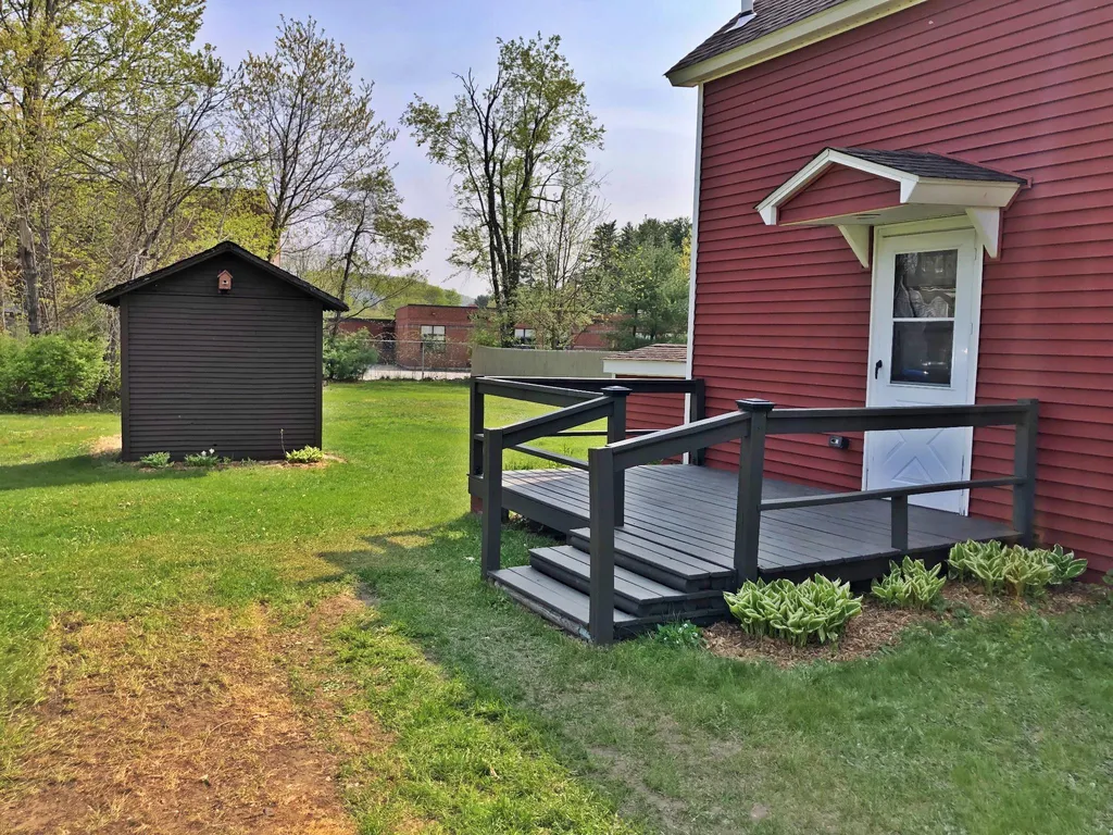 12 West Street Swanzey NH 03446