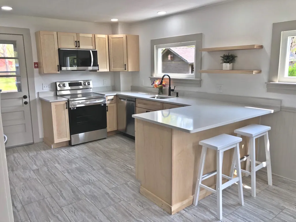 12 West Street Swanzey NH 03446