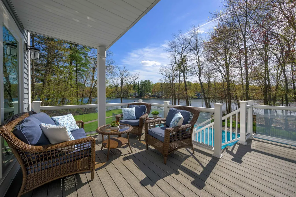 12 Woodvue Road Windham NH 03087