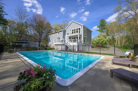 12 Woodvue Road Windham NH 03087
