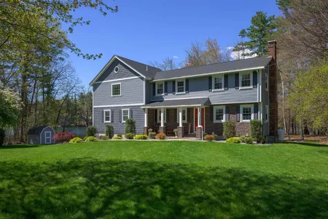 12 Woodvue Road Windham NH 03087
