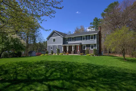 12 Woodvue Road Windham NH 03087