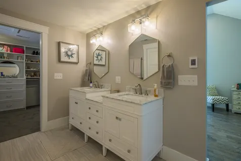 12 Woodvue Road Windham NH 03087