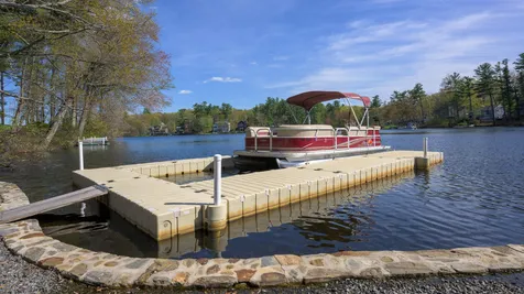 12 Woodvue Road Windham NH 03087
