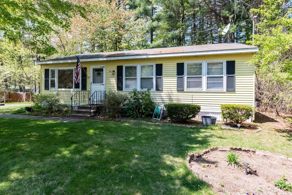 10 Baltimore Road Nashua NH 03062