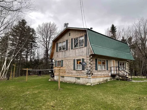 320 Pond Brook Road Errol NH 03579