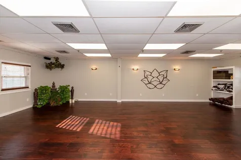 387 Lafayette Road Hampton NH 03842