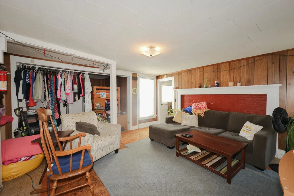 169 Sewalls Falls Road Concord NH 03301