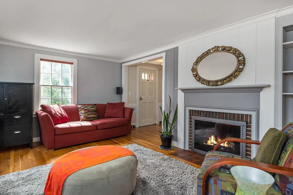 7 Davis Avenue Durham NH 03824
