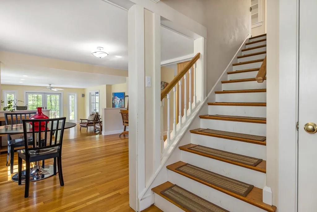 7 Davis Avenue Durham NH 03824
