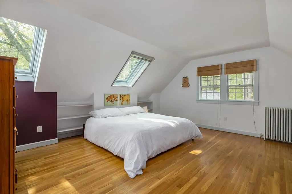 7 Davis Avenue Durham NH 03824