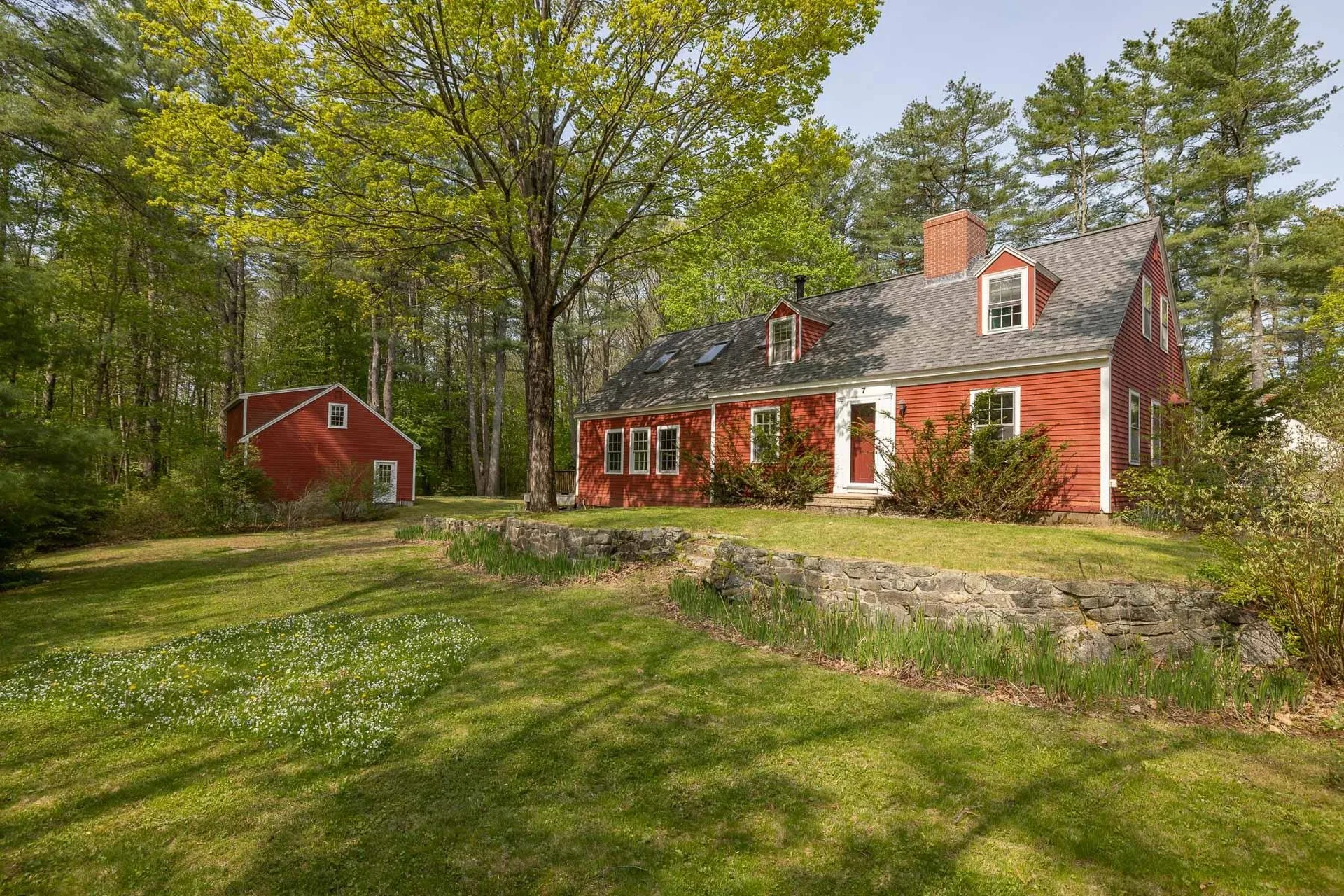 7 Davis Avenue Durham NH 03824