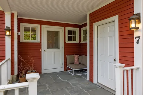 7 Davis Avenue Durham NH 03824
