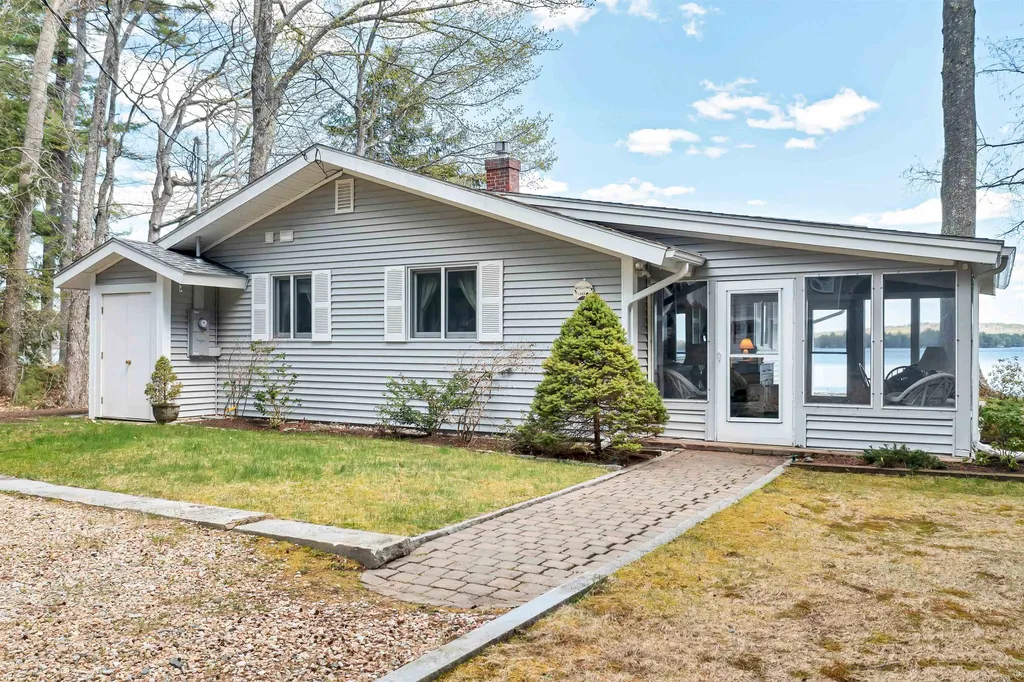 32 South Kenney Shore Road Wolfeboro NH 03894