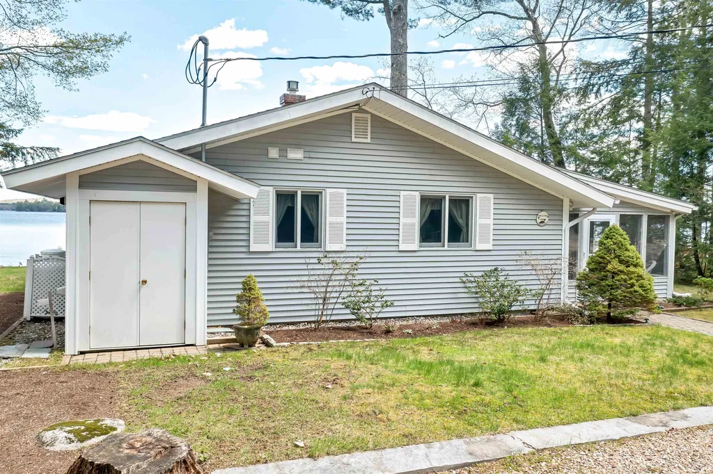 32 South Kenney Shore Road Wolfeboro NH 03894
