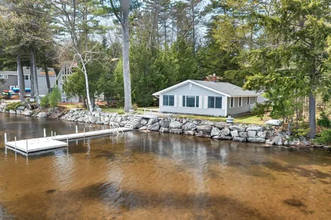 32 South Kenney Shore Road Wolfeboro NH 03894