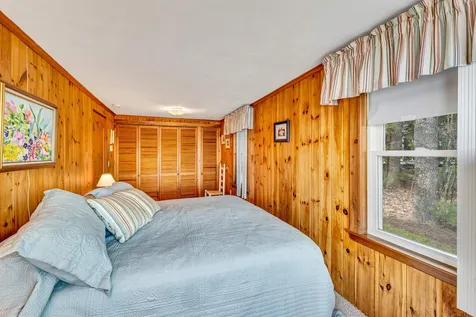 32 South Kenney Shore Road Wolfeboro NH 03894