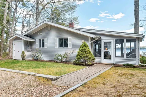 32 South Kenney Shore Road Wolfeboro NH 03894