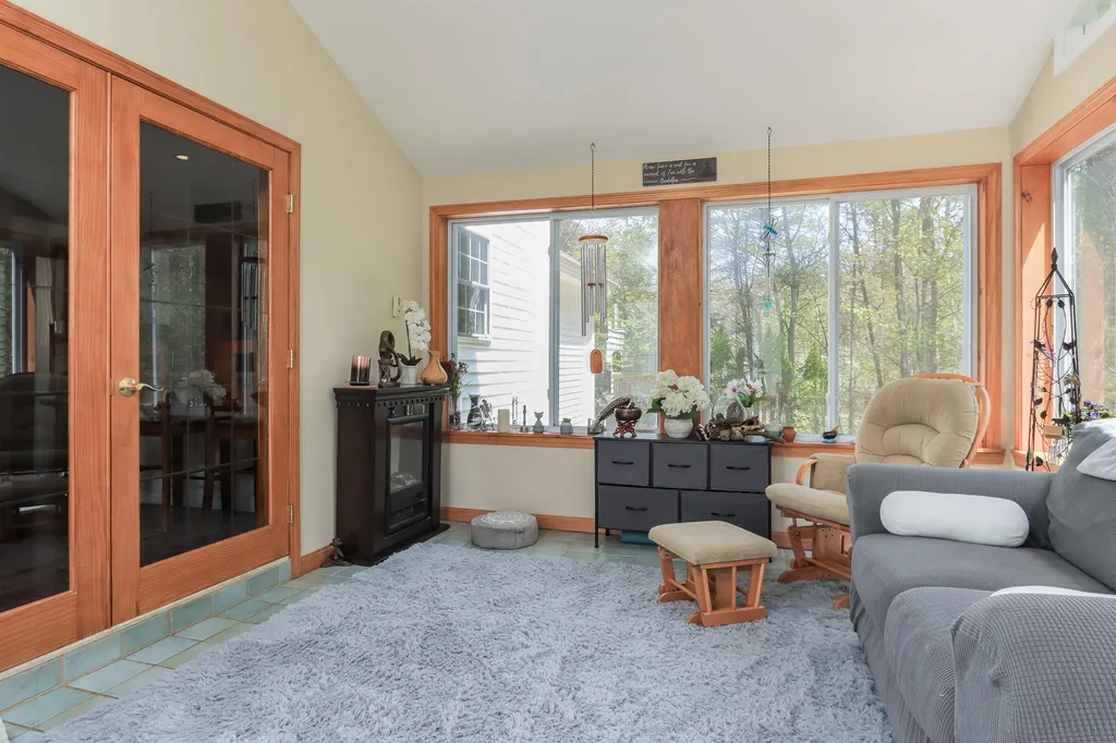 2 Fox Meadow Drive Bow NH 03304