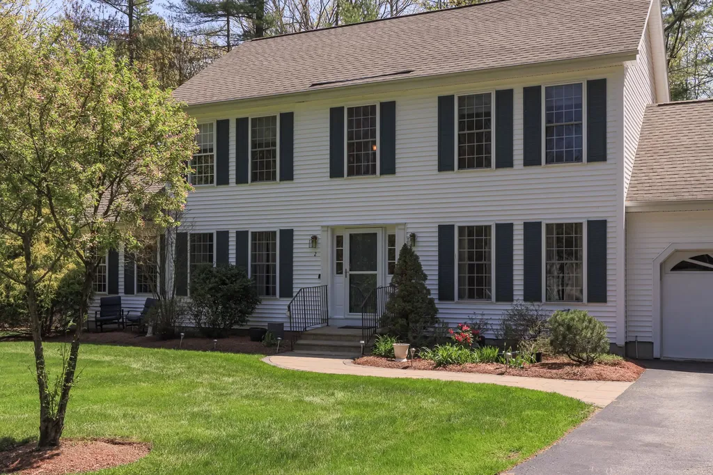 2 Fox Meadow Drive Bow NH 03304