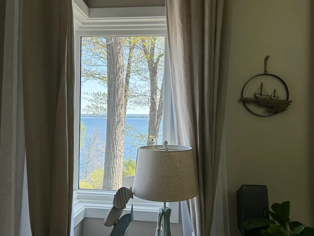 2696 Lake Shore Road Gilford NH 03249