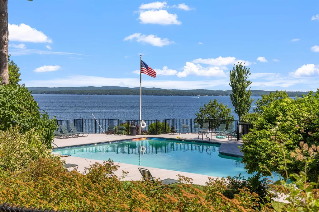 2696 Lake Shore Road Gilford NH 03249