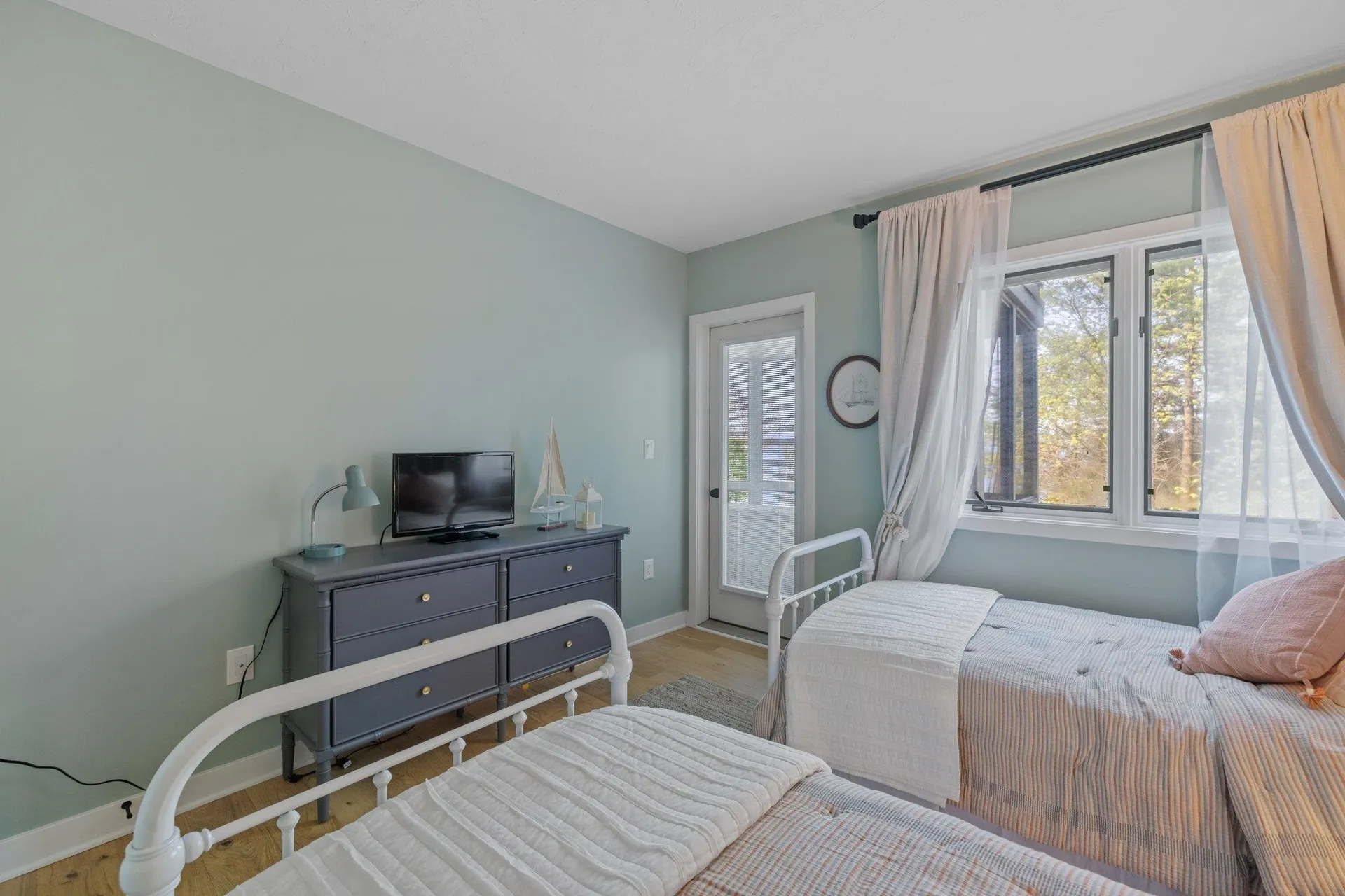 2696 Lake Shore Road Gilford NH 03249