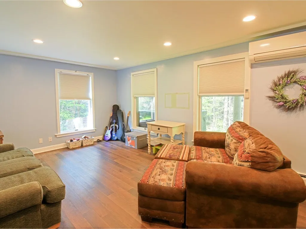 945 Dugway Road Richmond VT 05477