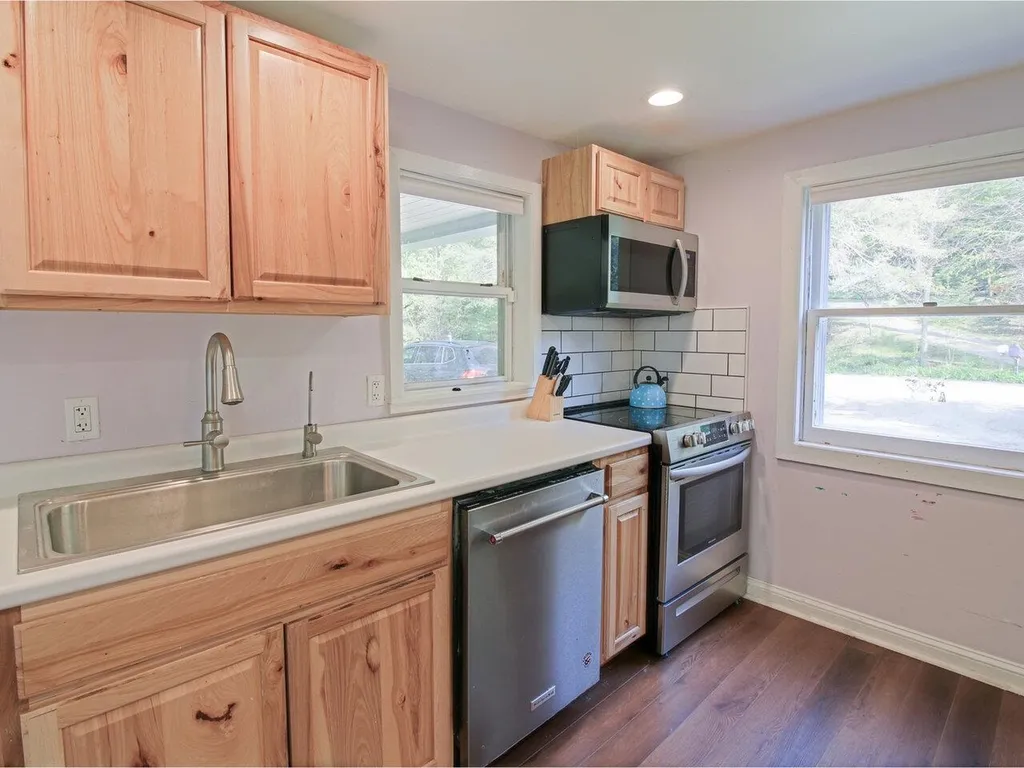 945 Dugway Road Richmond VT 05477