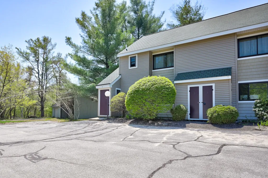 1 Vista View Lane Bartlett NH 03845