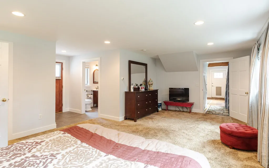 16 Hidden Acres Lane Walpole NH 03608