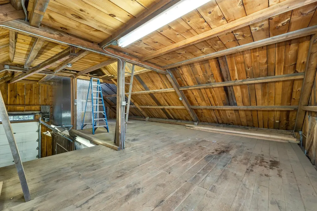 261 Pine Hill Road Wolfeboro NH 03894