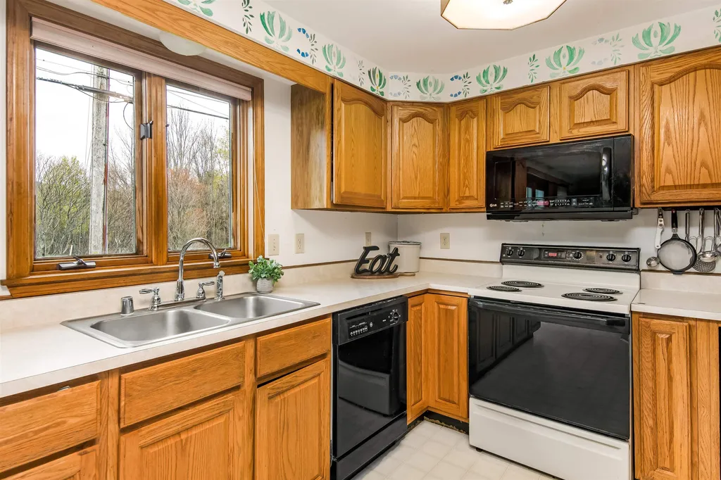 3173 Hinesburg Road Richmond VT 05477