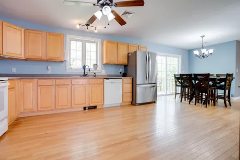 83 Range Road Northwood NH 03261